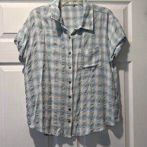 Maurice’s Short Sleeve Button Down Top